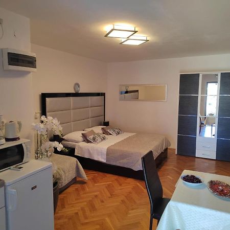 Apartment Mladenka Visnjik Zadar Exterior foto