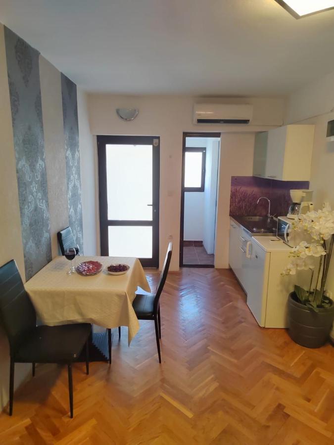 Apartment Mladenka Visnjik Zadar Exterior foto